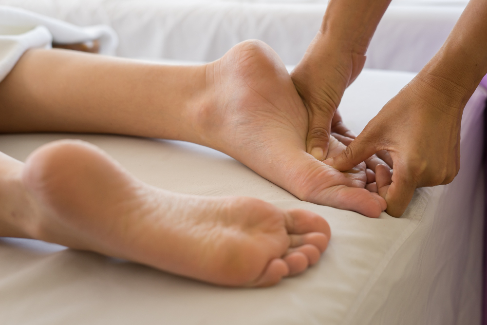 Roberto Reflexoterapeuta | A Mente Corre, mas o Corpo Pede Pausa